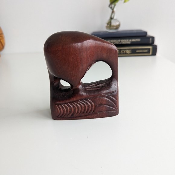 Wooden New Zealand Kiwi bird figurine - Picture 4 of 11